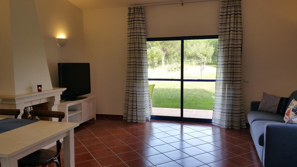 Apartamentos Clube Da Bemposta อัลวอร์ ห้อง รูปภาพ